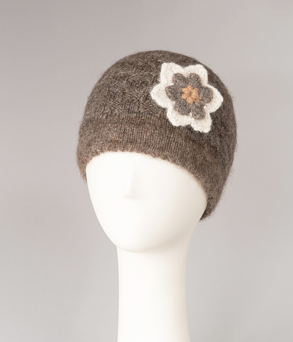 Tuque à fleur 100% alpaga tricoté à la main, rose-grise