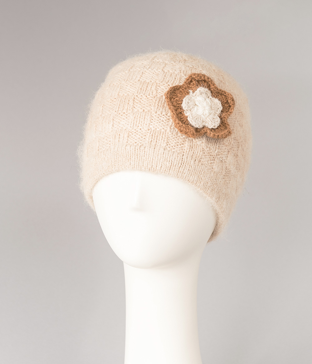 Tuque à fleur 100% alpaga tricoté à la main, beige