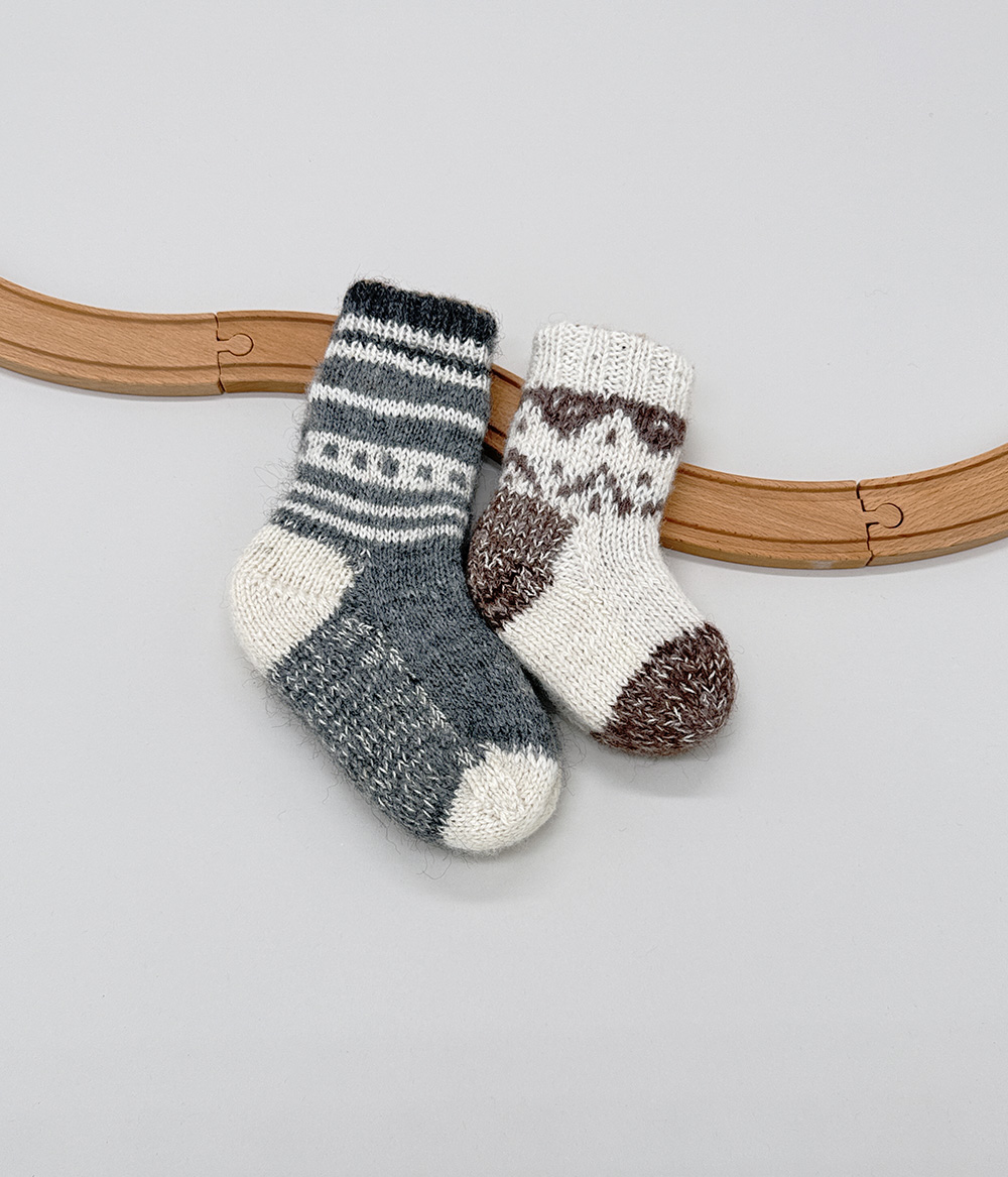 Bas doubles et réversibles, enfants Bas doubles et réversibles 100% alpaga tricoté à la main, enfants