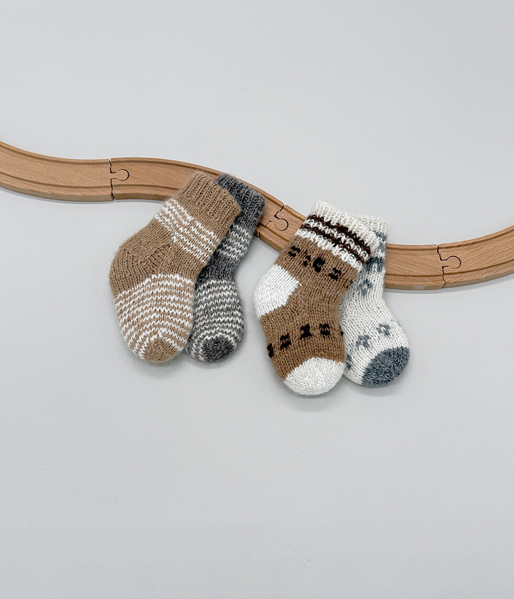 Bas doubles et réversibles, enfants Bas doubles et réversibles 100% alpaga tricoté à la main, enfants
