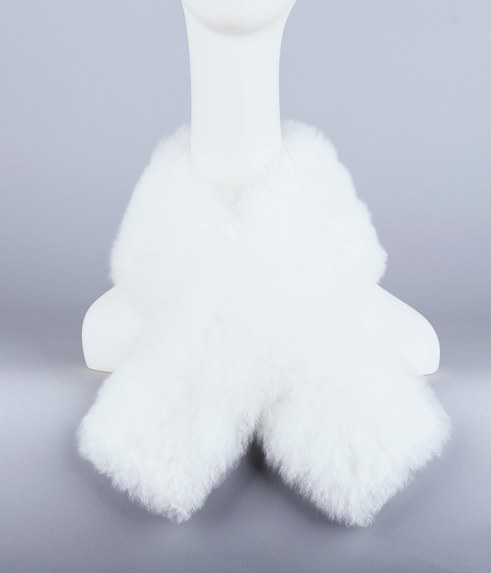 Foulard croisé 100% alpaga tricoté à la main orné de fourrure, blanc