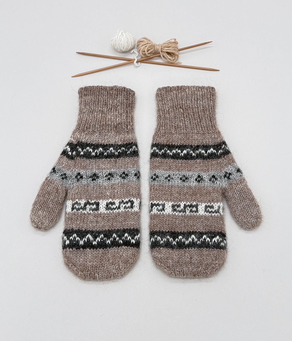 Mitaines doubles et réversibles 100% alpaga tricoté à la main, à motifs