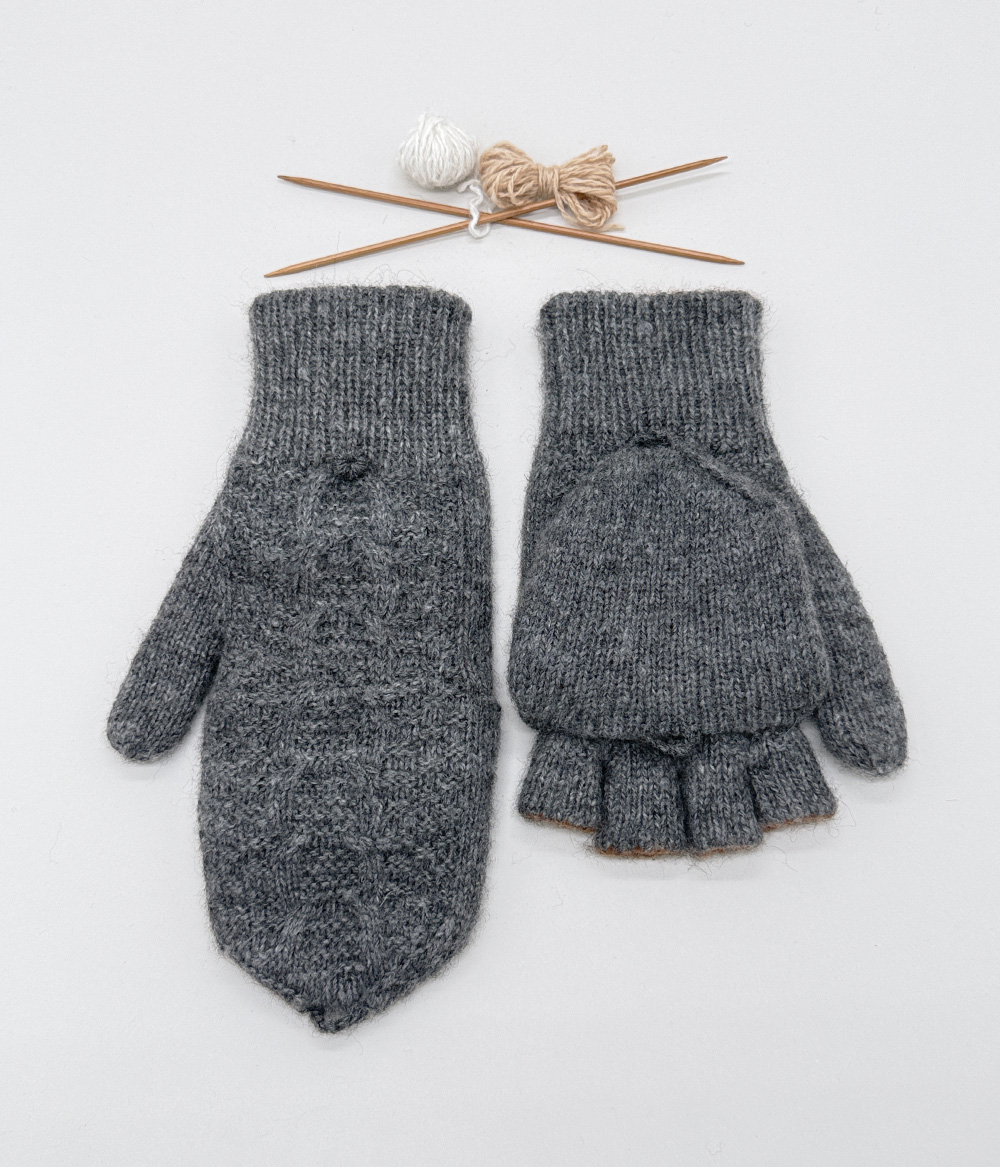 Gants doubles à rabat, gris Gants doubles à rabat 100% alpaga tricoté à la main, gris